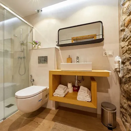 Urain - At Flysch-coast