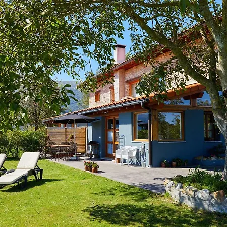 Apartment Urain - At Flysch-coast