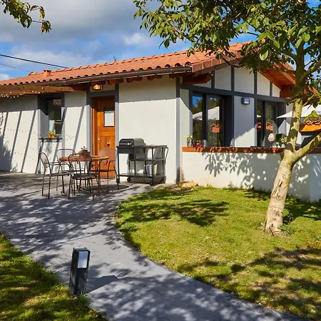 Urain - At Flysch-coast Apartment *
