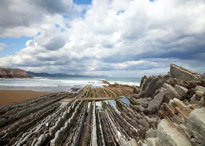 Urain - At Flysch-coast * Zumaia
