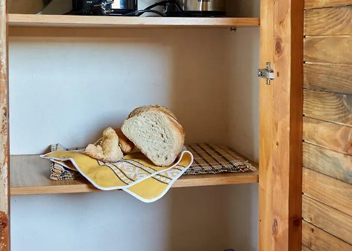 Urain - At Flysch-coast *